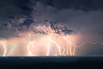 Tempestades ganham força