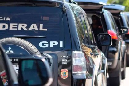 Viaturas da Polícia Federal