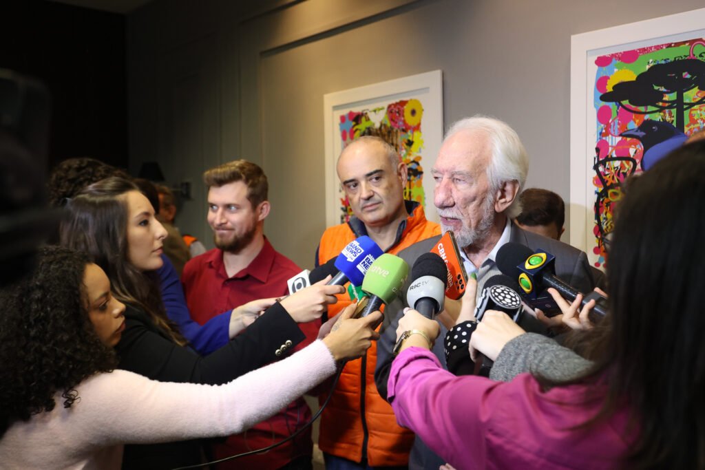 Darci Piana e ministro Waldez Góes se reúnem com moradores de União da Vitória; Governo Federal anuncia repasse de R$ 2,1 milhões em auxílio humanitário