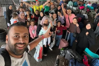 O grupo de 32 brasileiros e familiares cruzou a fronteira entre Gaza