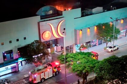 Incêndio em Shopping de Maringá