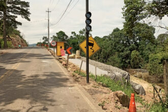 bloqueios total e parcial em rodovias estaduais