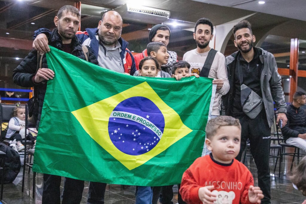 48 pessoas repatriados da Faixa de Gaza chegam ao Brasil