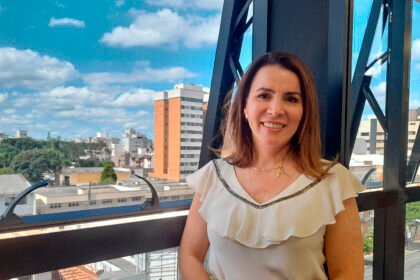 Advogada Rejane Maria Schirr Scolari, nova diretora de Regulação Econômica, da Agência Reguladora de Serviços Públicos Delegados do Paraná (Agepar)