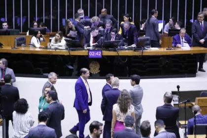 Sessão Conjunta do Congresso para análise do Orçamento 2024