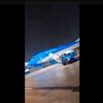 Vento forte arrasta avião por vários metros na Argentina