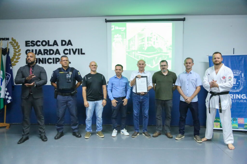 Prefeitura implanta Sistema Nacional de Informações de Segurança Pública no Centro de Controle Integrado da Guarda