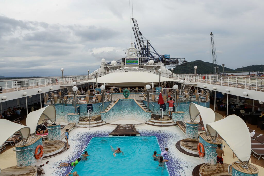 Navio MSC Musica atraca pela primeira vez em Paranaguá