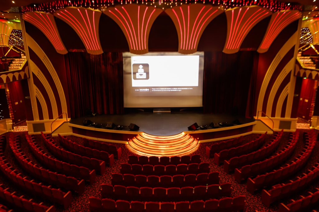 Navio MSC Musica atraca pela primeira vez em Paranaguá