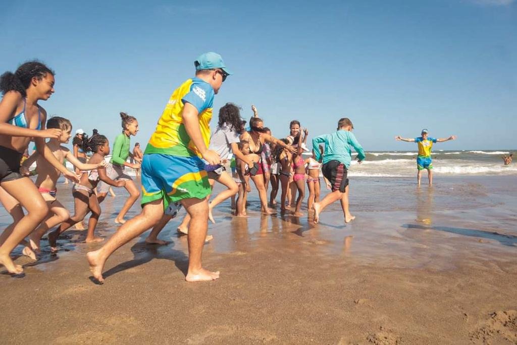 Esporte, lazer e cultura garantem diversão a veranistas e moradores das praias do Paraná