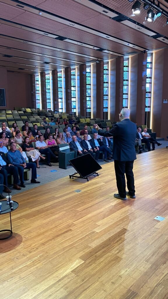 Instituto Dexis recebe título de utilidade pública em Maringá