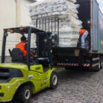 Defesa Civil do Paraná manda caminhão com 150 colchões e cestas básicas para Guaratuba