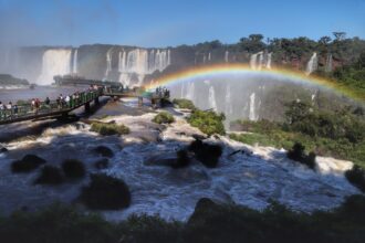 Parque Nacional do Iguaçu, em Foz do Iguaçu, o espaço que abriga uma das Sete Maravilhas do Mundo, as Cataratas do Iguaçu