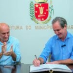 Prefeito Ulisses Maia realiza transmissão de cargo ao vice Edson Scabora e reforça que avanços continuam