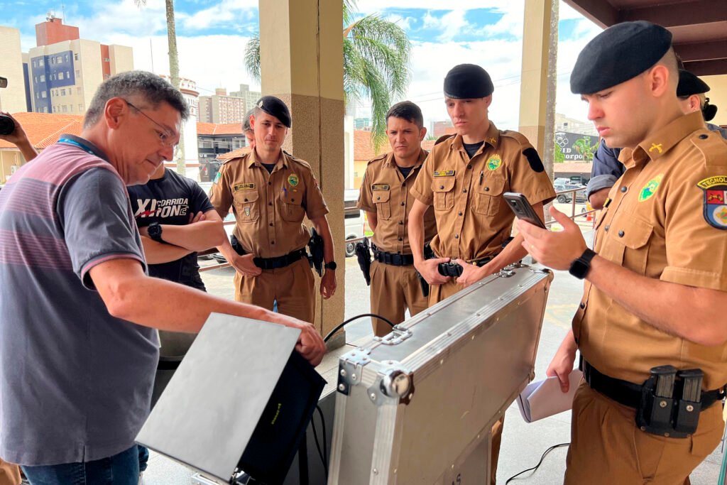 Governo inicia testes para levar conexão de internet via satélite a áreas rurais do Paraná