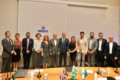 Paraná busca parcerias com o Reino Unido em educação, infraestrutura e energia verde