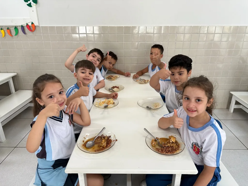 Maringá garante segurança nutricional em escolas e Cmeis com mais de 425 toneladas de alimentos da agricultura familiar