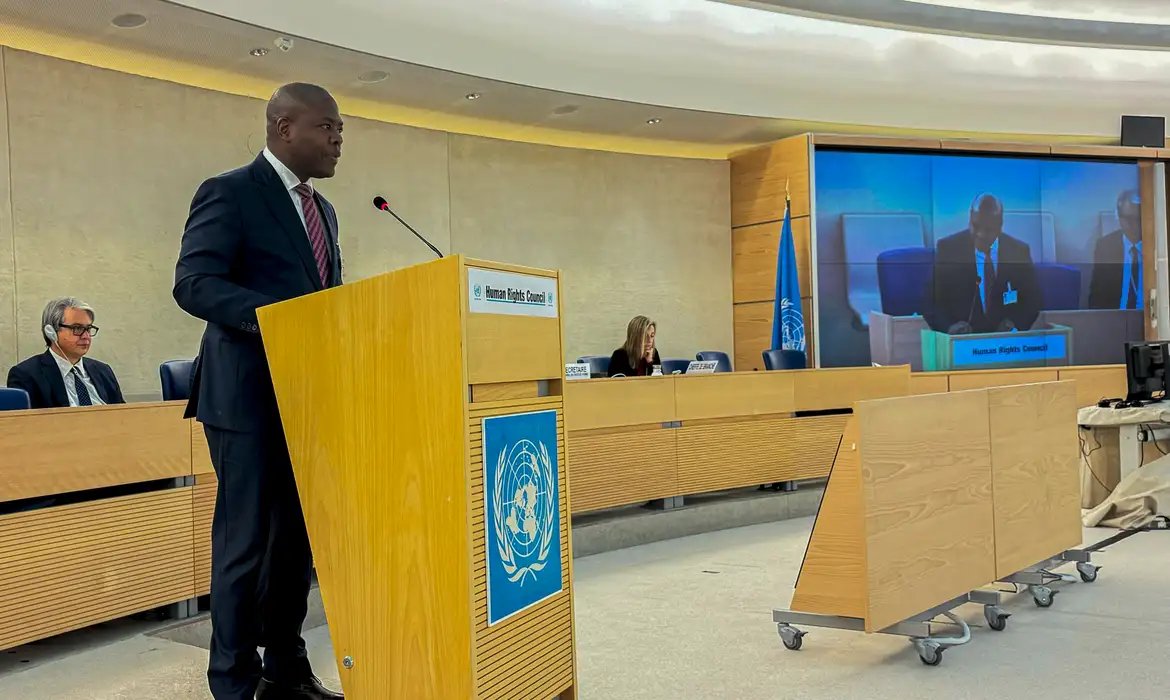 Ministro dos Direitos Humanos e da Cidadania (MDHC), Silvio Almeida