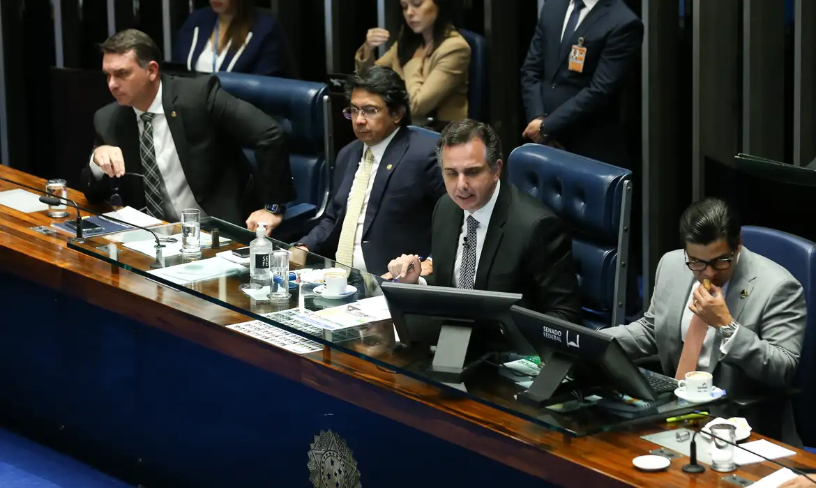 Senado aprova fim da “saidinha” de presos