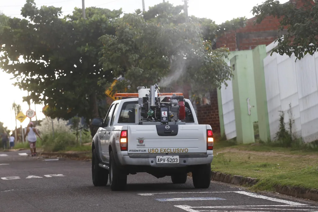 mobilização contra a dengue