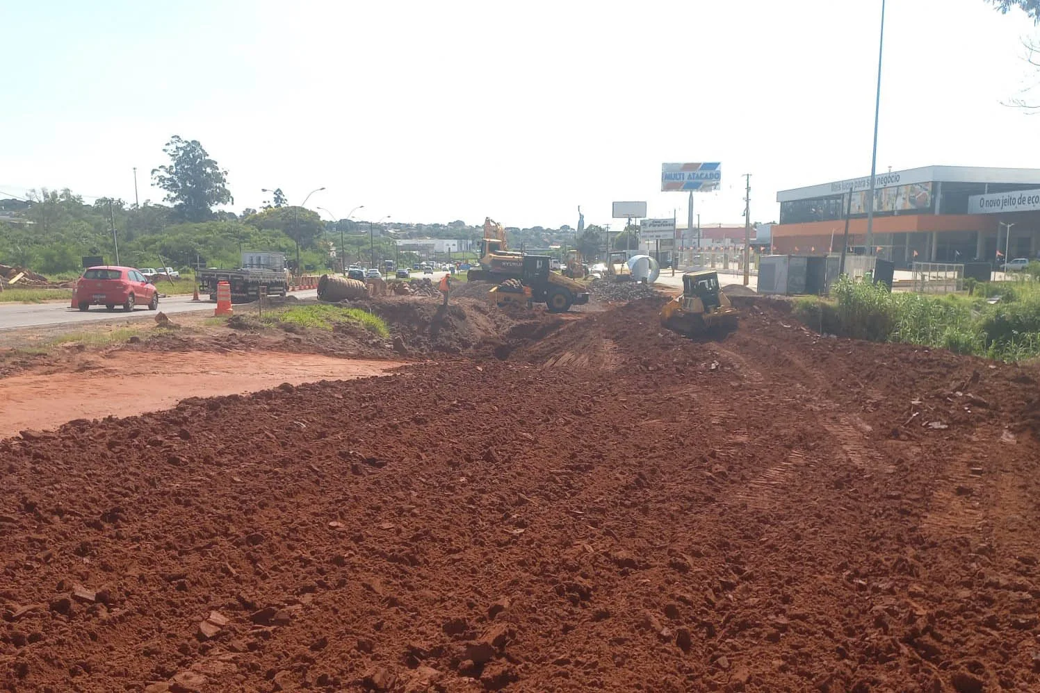 Obra emergencial altera tráfego na PR-323