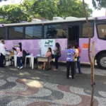 Ônibus Lilás leva atendimento às mulheres a três cidades da região Norte do Paraná