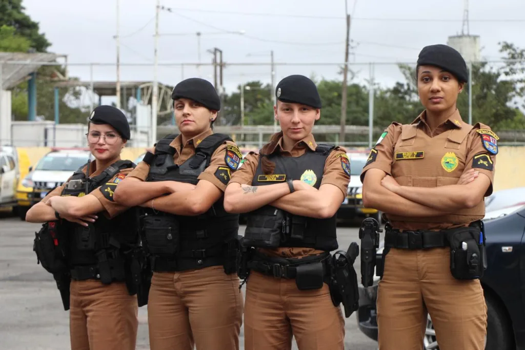 Operação realizada por policiais mulheres prende nove pessoas em São José dos Pinhais 9 Operação realizada por policiais mulheres prende nove pessoas em São José dos Pinhais