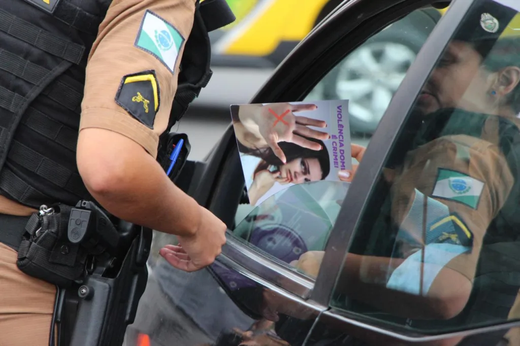 Operação realizada por policiais mulheres prende nove pessoas em São José dos Pinhais 4 Operação realizada por policiais mulheres prende nove pessoas em São José dos Pinhais