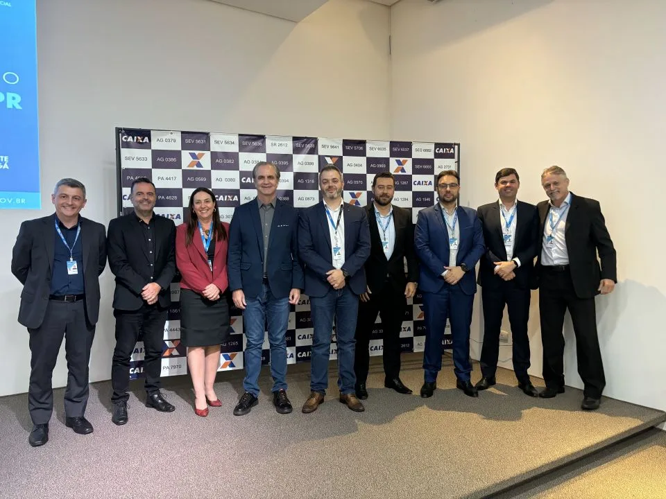 Em Maringá, a Caixa Econômica Federal conta com nove agências bancárias e mais de 30 lotéricas conveniadas.