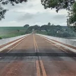 Ponte do Rio Vermelho, entre Porecatu e Alvorada do Sul