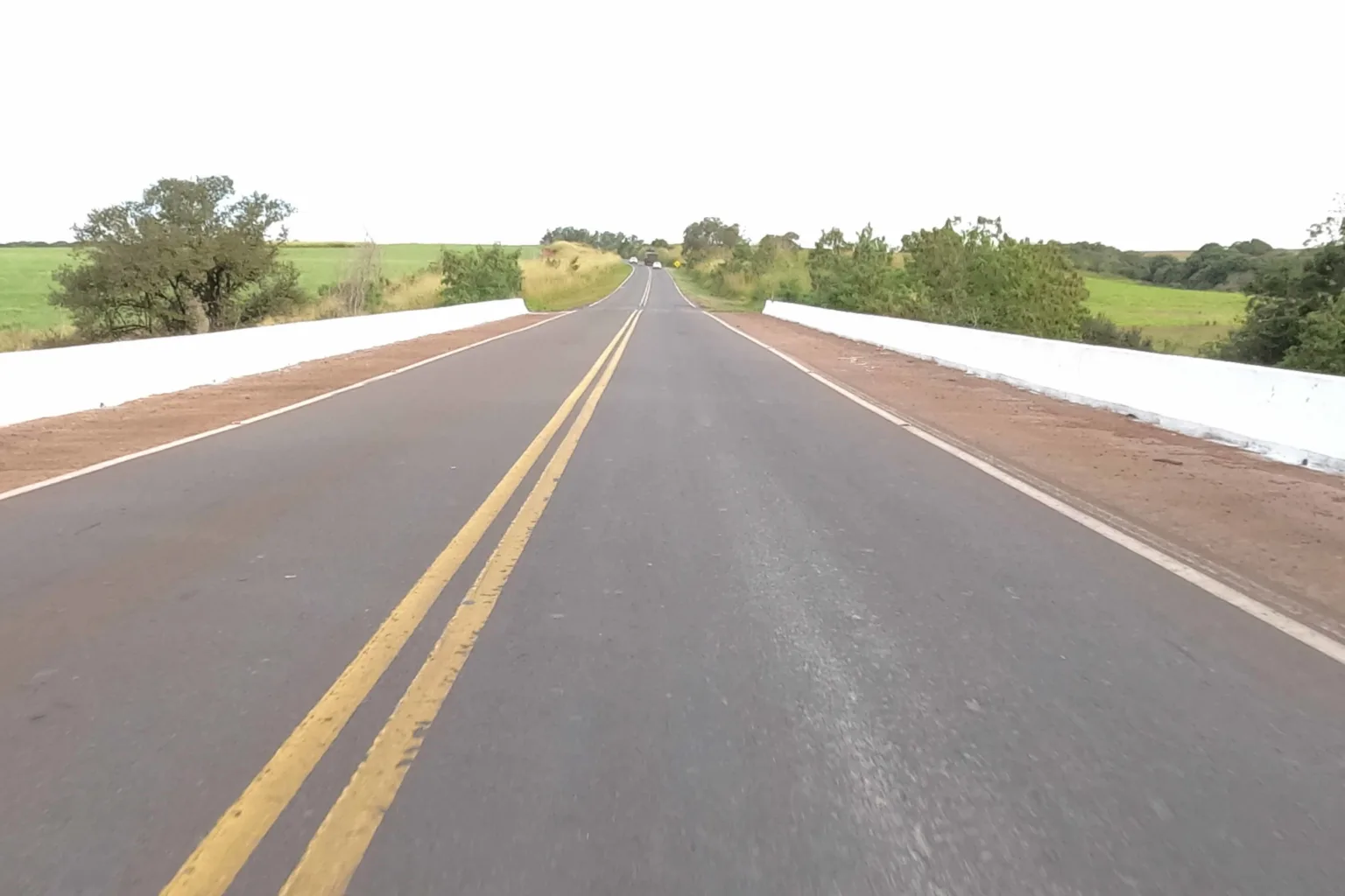 Ponte que liga Santa Fé e Nossa Senhora das Graças