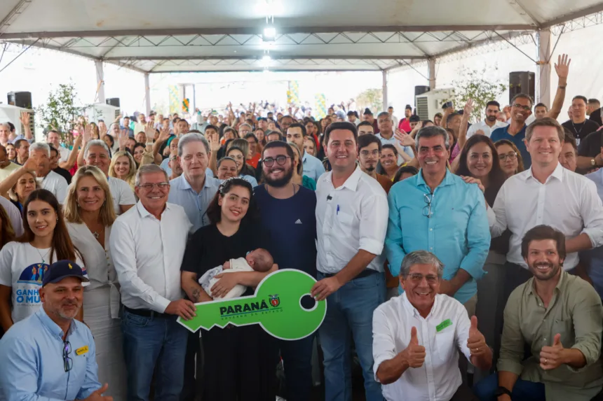 O conjunto integra o Complexo Residencial Acquaville, formado por mais de 5 mil moradias no bairro Antares, região leste de Londrina, próximo ao câmpus da Universidade Tecnológica Federal do Paraná (UTFPR). Foto: Gabriel Rosa/AEN