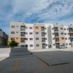 A Cohapar entregou nesta semana as chaves dos apartamentos aos 68 novos moradores do Residencial Ilha Bela, em Pinhais, na Região Metropolitana de Curitiba.