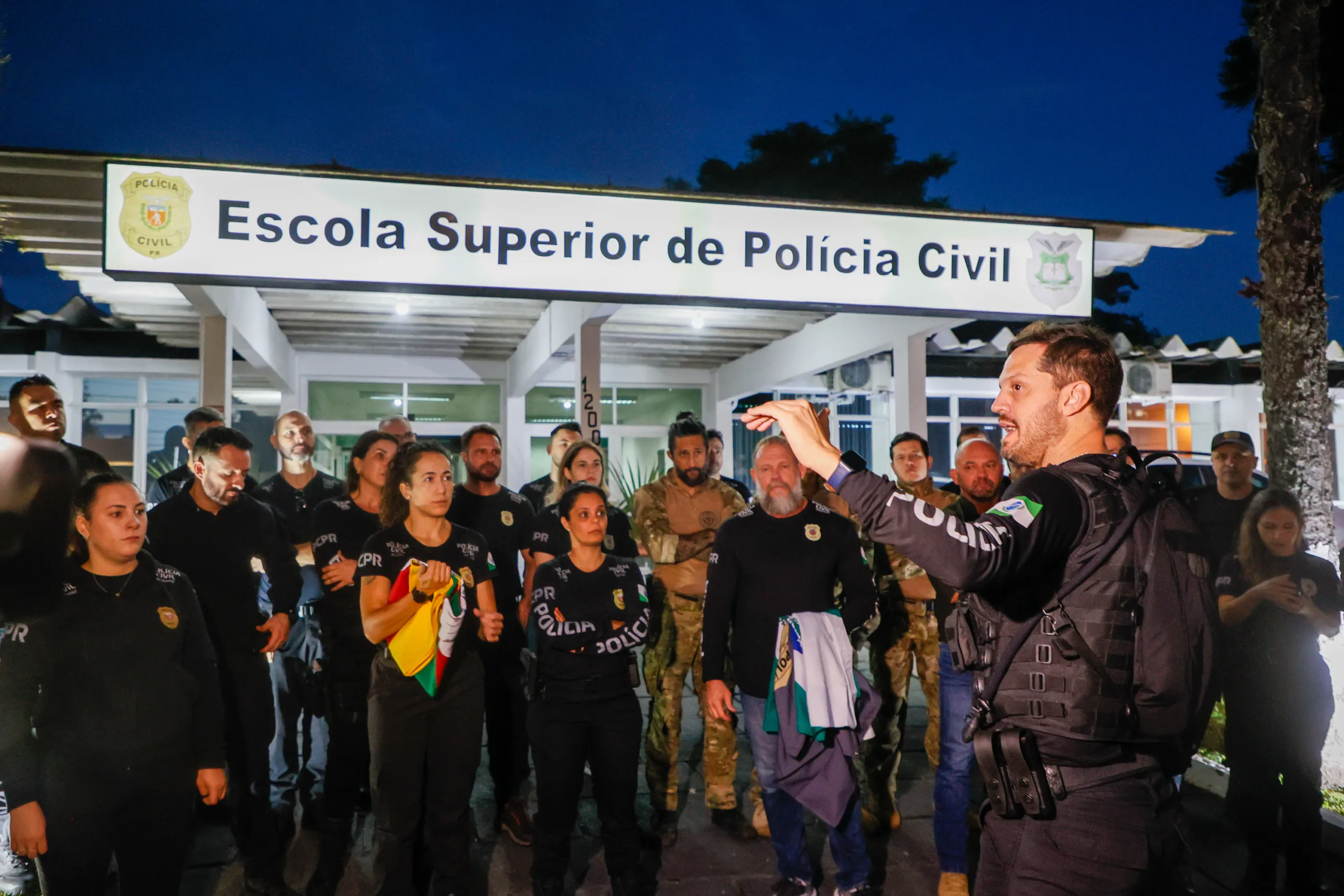 Polícia Civil envia mais 30 policiais para reforçar ações de segurança no Rio Grande do Sul