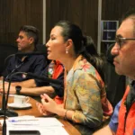 A primeira-dama Luciana Saito Massa organizou uma reunião virtual com mais de 250 prefeitos, vice-prefeitos, primeiras-damas e coordenadores da Defesa Civil de municípios paranaenses no fim da tarde desta sexta-feira (3) para reforçar a campanha SOS RS.