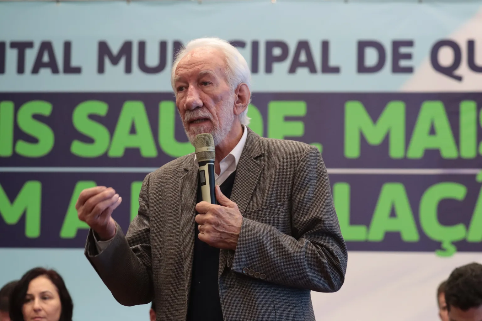 Darci Piana inaugura obras e anuncia investimentos para Quedas do Iguaçu