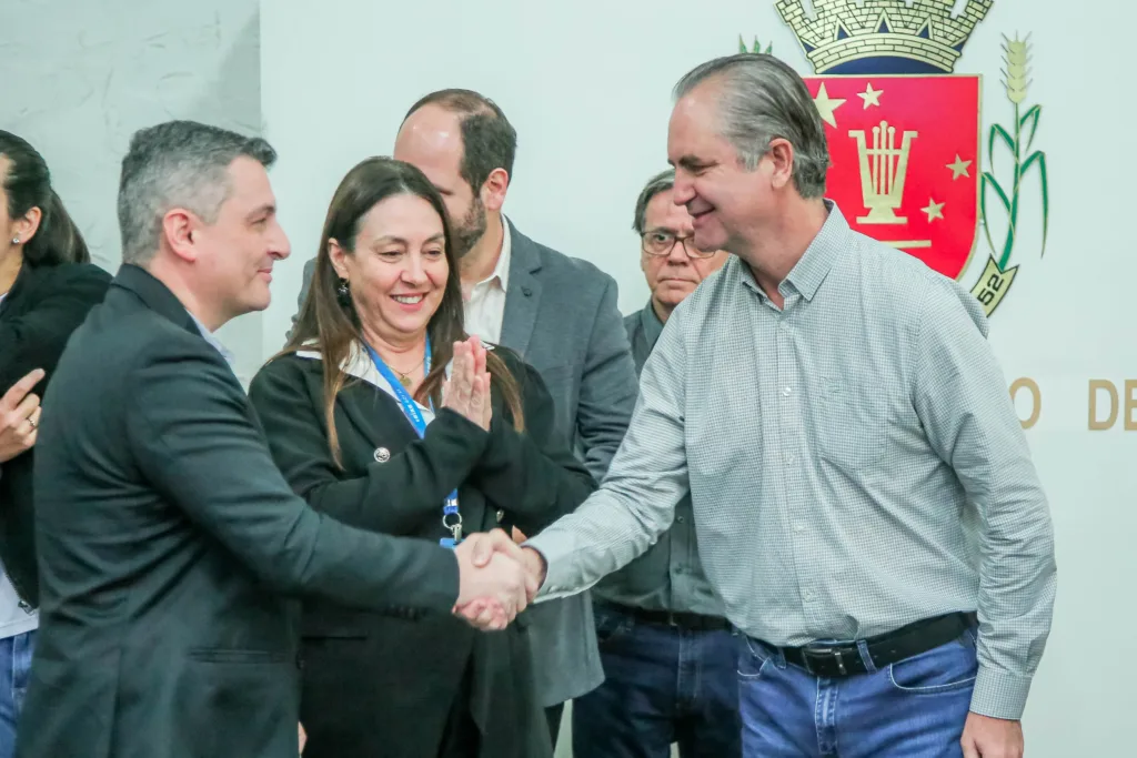 Prefeitura de Maringá recebe ‘Selo Safira de Gestão Sustentável’ da Caixa Econômica Federal