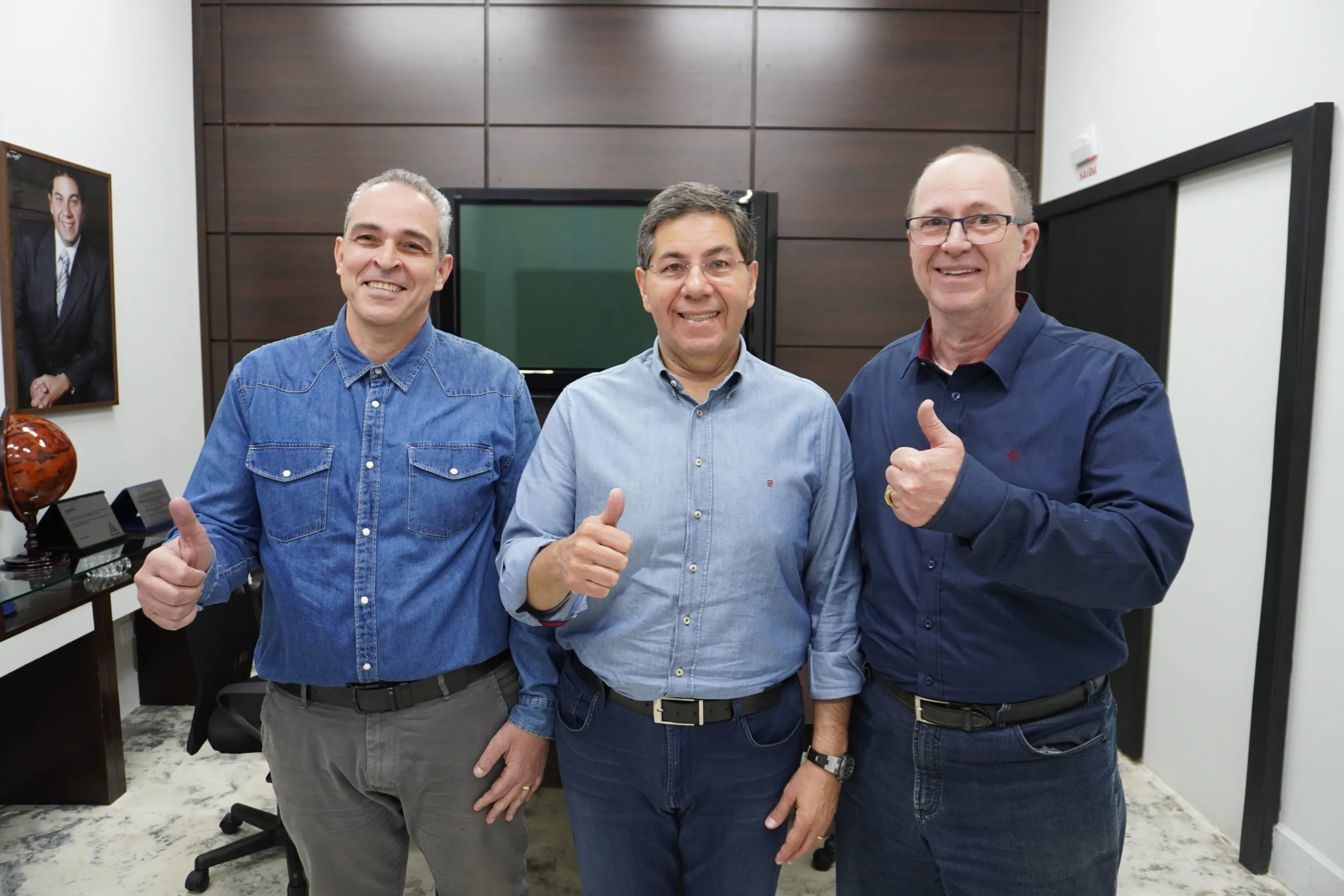 Doutor Jamal Fares, o empresário Evandro de Oliveira e Dr. Wesley Tuler