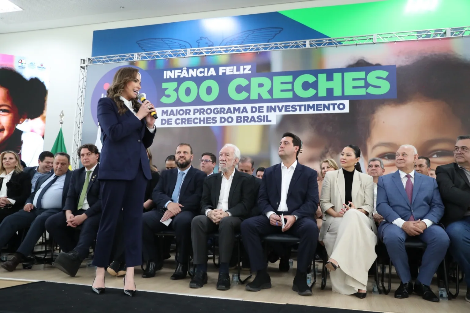 Assembleia Legislativa do Paraná repassa R$ 100 milhões para o maior programa de creches do país