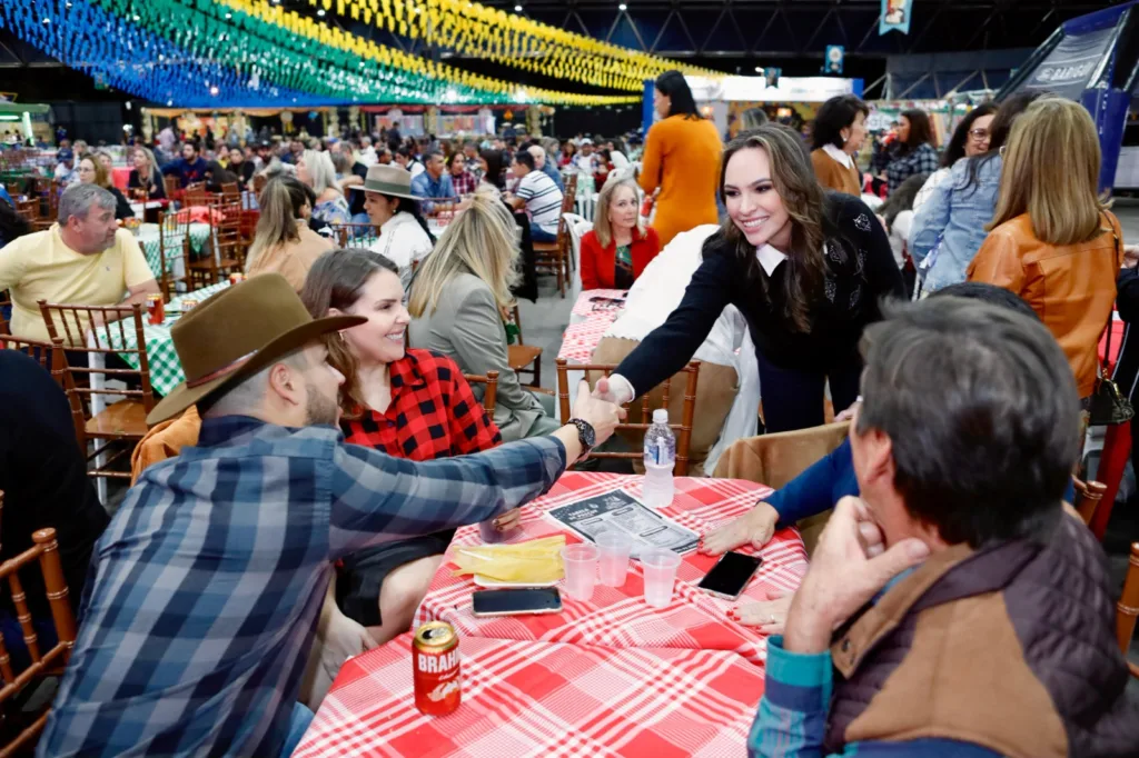 Deputada Maria Victoria (PP) faz 14 cidades em dois dias