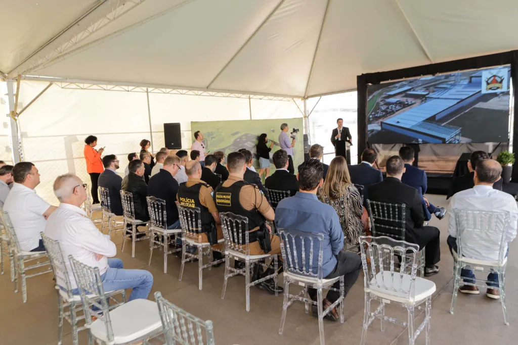 R$ 870 milhões de investimentos: fábrica da Ambev em Carambeí está 80% pronta