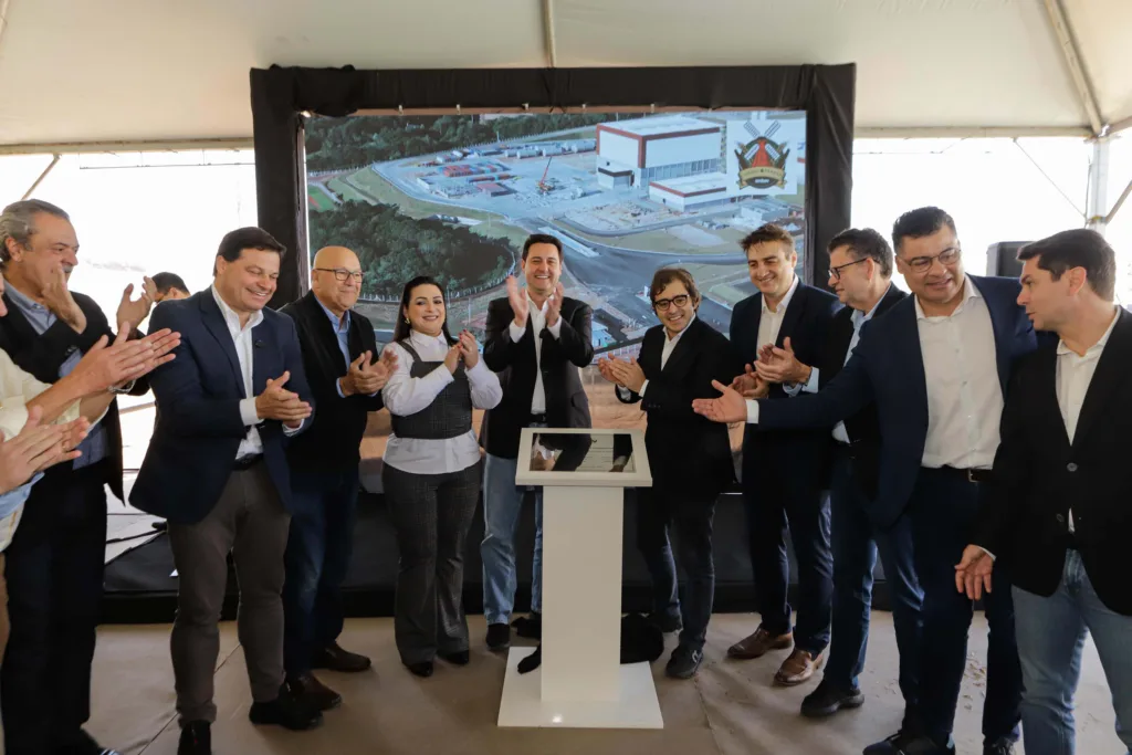 R$ 870 milhões de investimentos: fábrica da Ambev em Carambeí está 80% pronta