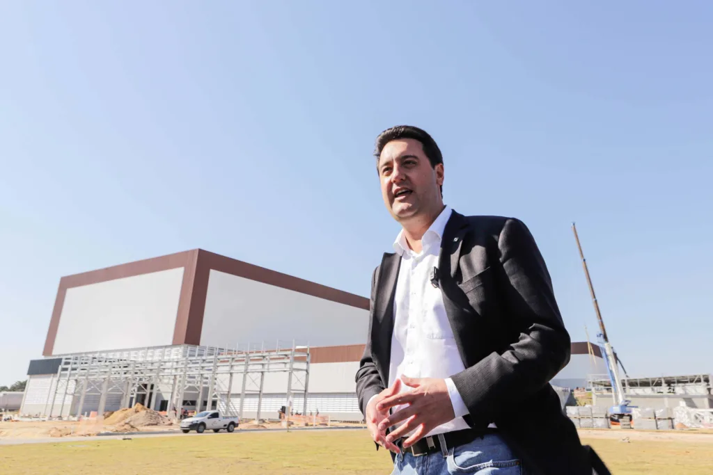 R$ 870 milhões de investimentos: fábrica da Ambev em Carambeí está 80% pronta