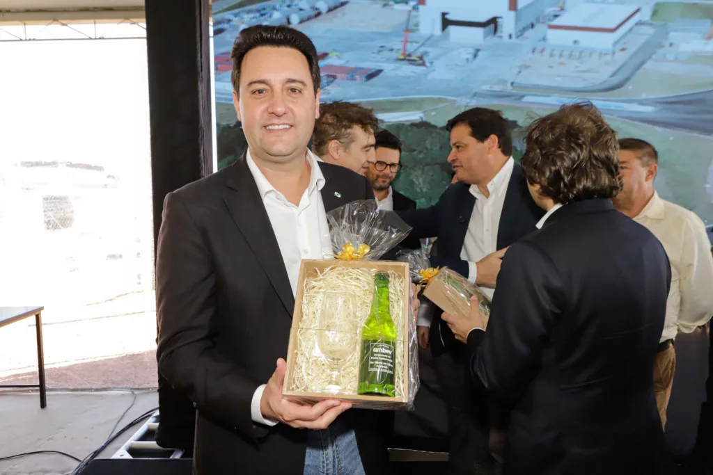 R$ 870 milhões de investimentos: fábrica da Ambev em Carambeí está 80% pronta