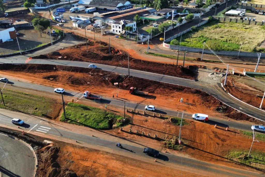 BR-369 em Londrina, obra do Viaduto da PUC