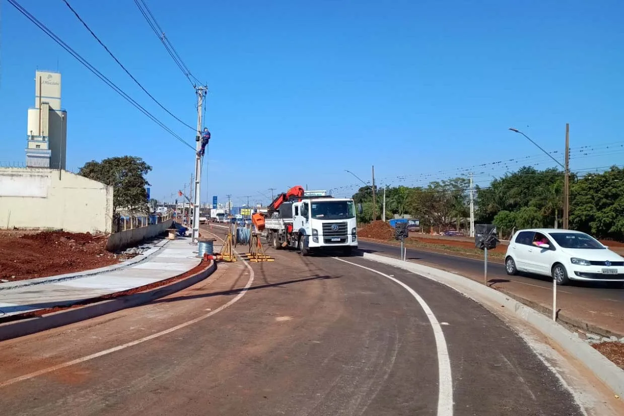 BR-369 em Londrina tem novo desvio de tráfego nesta segunda para obra do viaduto da PUC Foto: DER
