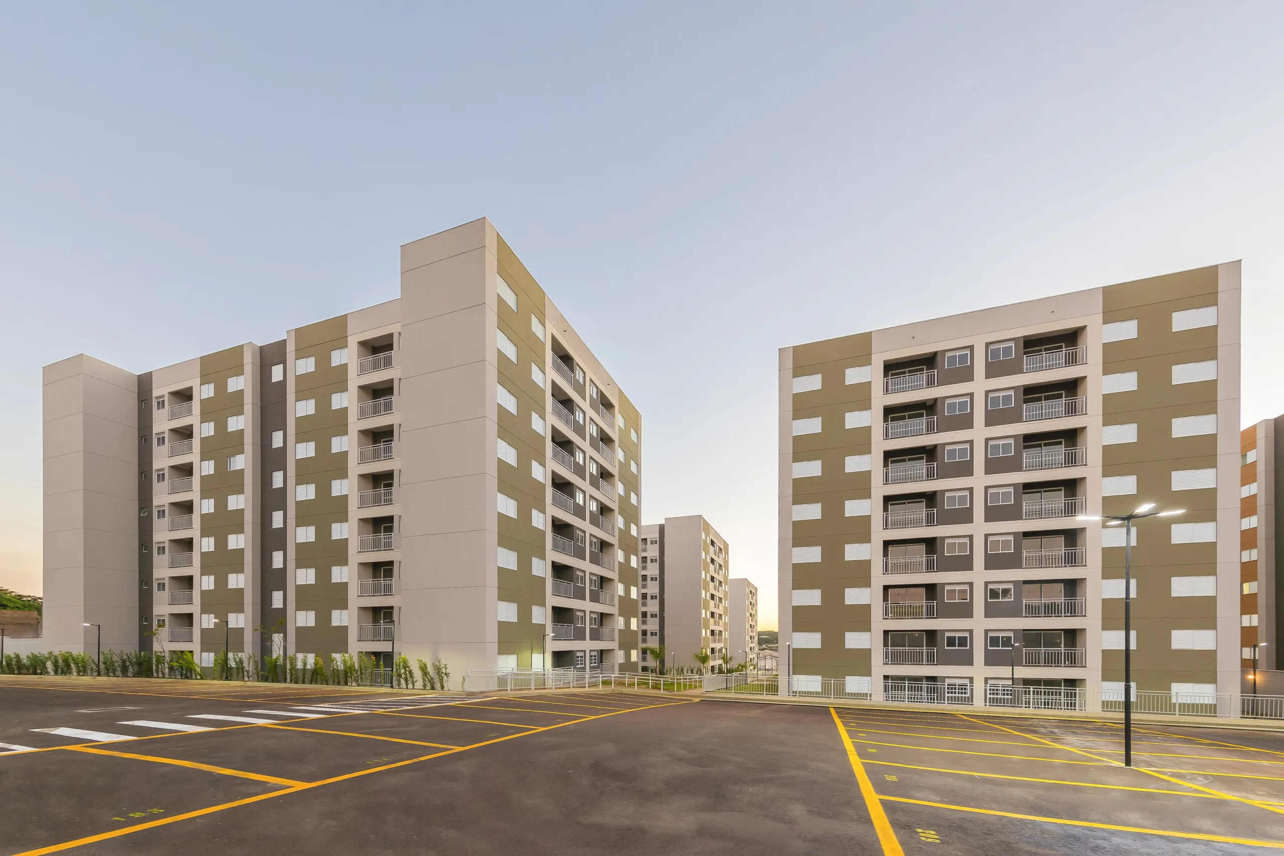 O residencial tem apartamentos com área privativa de 45 metros quadrados (Crédito: Divulgação / PMM)