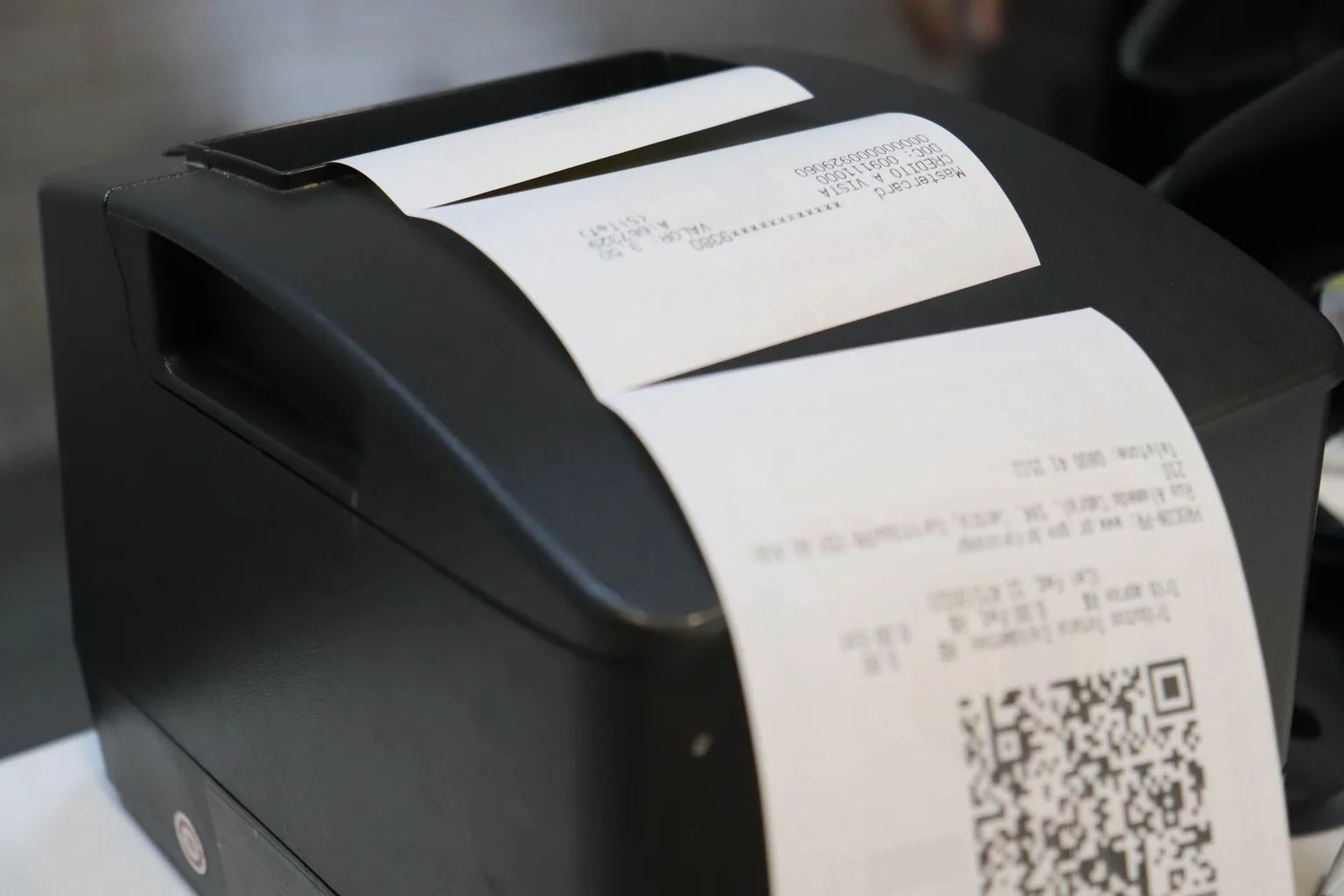 Emissão de notas fiscais cresce quase 10% em um ano no Paraná