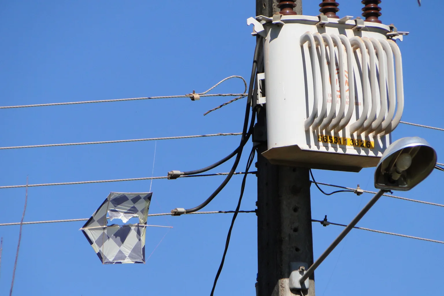 Risco de choque: Copel alerta sobre cuidados ao soltar pipas