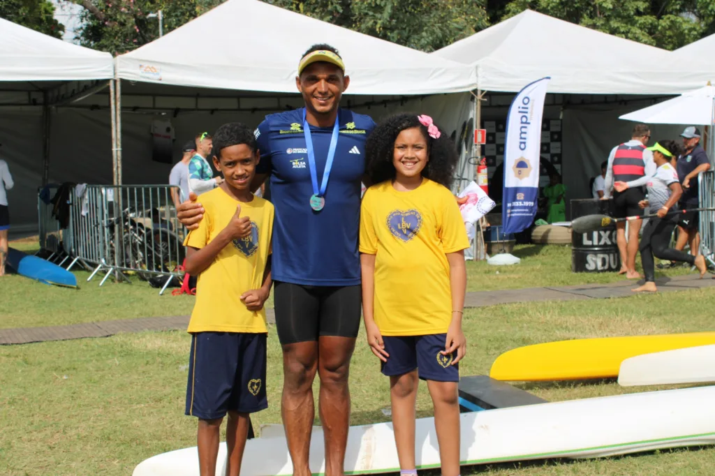 Atletas que vão para as Olimpíadas e Paralimpíadas de Paris são homenageados por crianças atendidas pela LBV